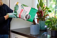 Miracle-Gro Tropical Potting Mix  8.8L, 0.08-0.03-0.06  8.8L