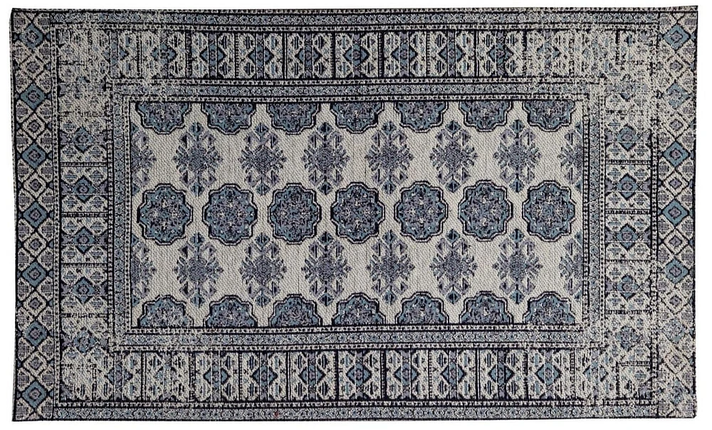 Traditional and Decorative, Grey, 27 x 45 Inches - Cultural Elegance with Intricate Styles Area Rug