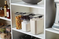 Rubbermaid Brilliance Pantry Airtight Food Storage Container 16 Tasse