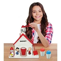 Cra-Z-Art - The Original Snoopy Snow-Cone Machine