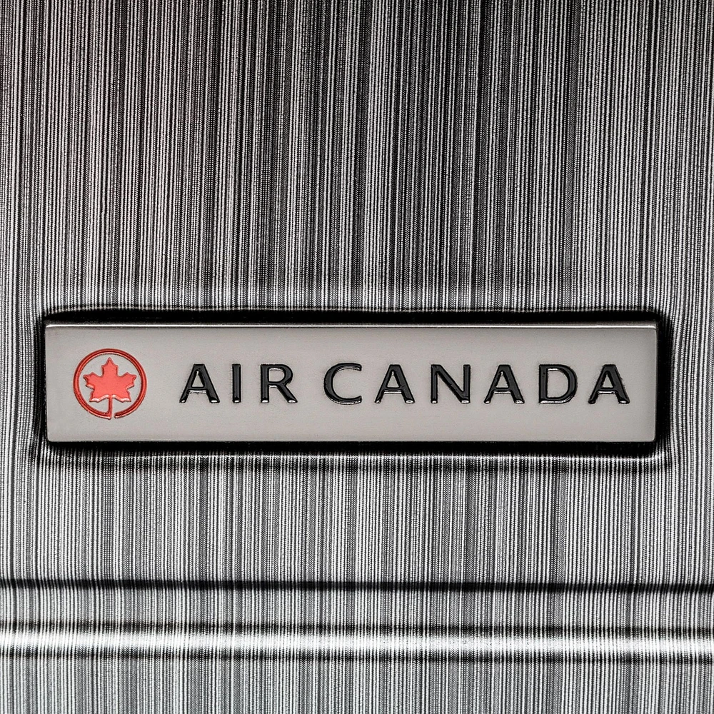 Air Canada 24" Magnum Collection Suitcase