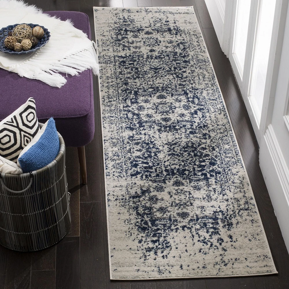 Safavieh Madison Katina Traditional Faded Area Rug