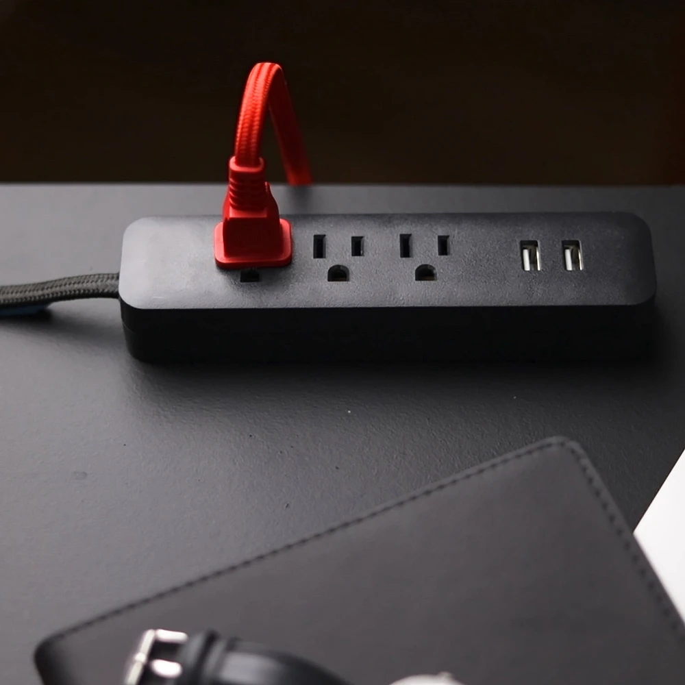 Rallonge multiprise protectrice de surtension USB Serie Designer de Global Electric à 3 prises de 6 pi