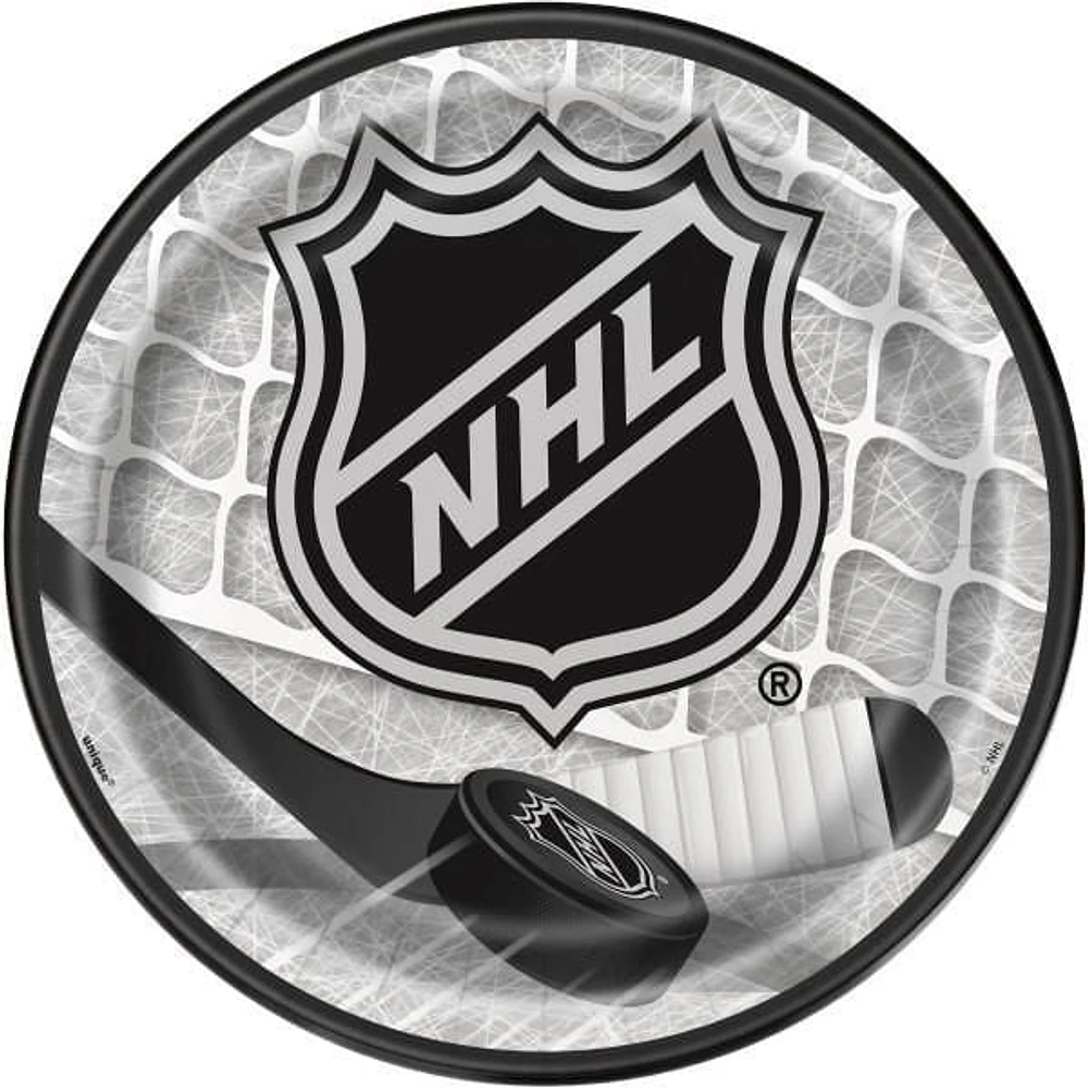 NHL Round 7" Dessert Plates, 8ct, Disposable plates measure 17.1cm