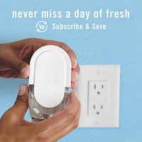 Febreze Plug In Air Freshener, Odor-Fighting Scented Oil Refill, Refresh & Energize, 2 Refills, 52ML