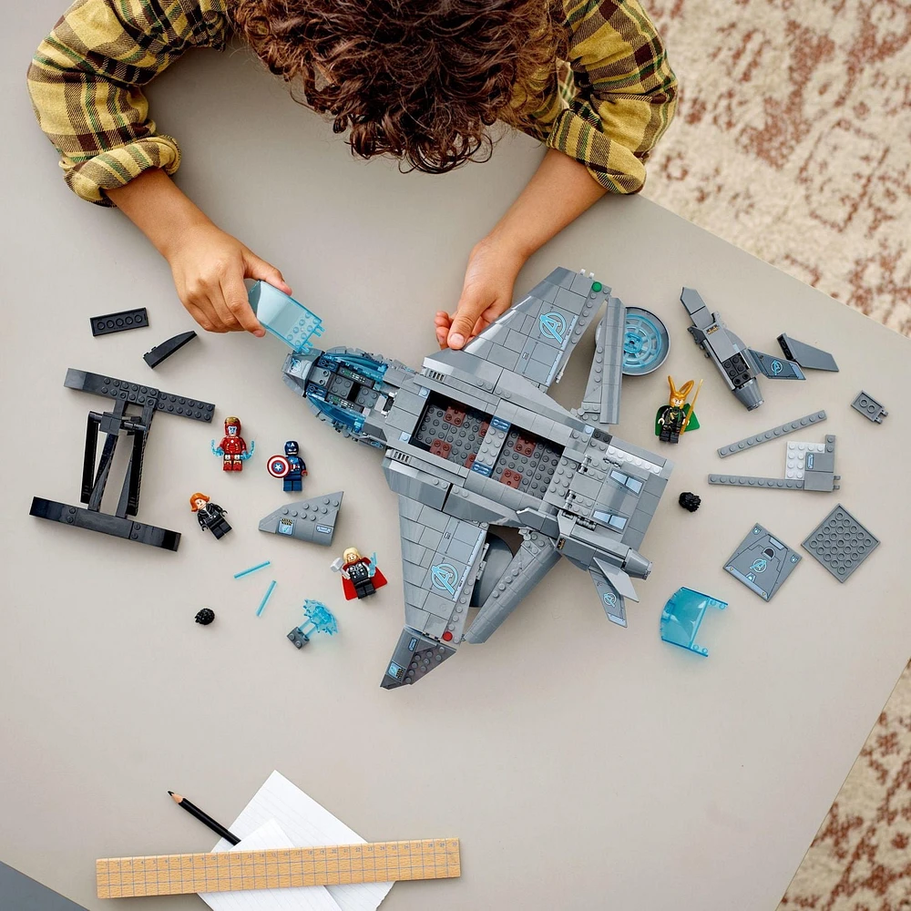 LEGO Super Heroes Le Quinjet des Avengers 76248 Ensemble de construction (795 pièces) Comprend 795 pièces, 9+ ans