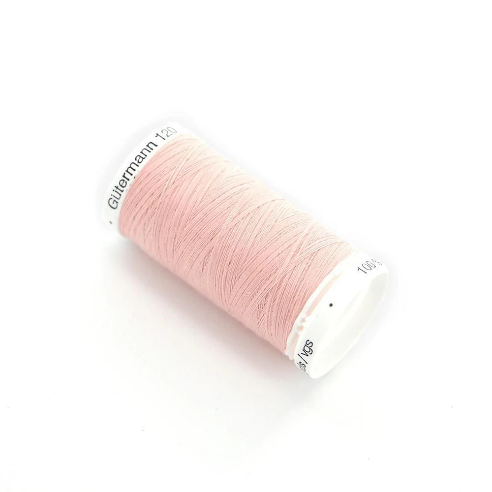 Fil tout usage Gutermann 120 à 100 % polyester 274 m/300 vgs
