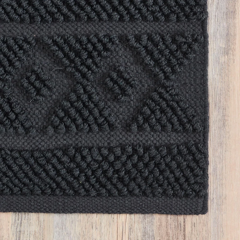 HT AZTEC RUG