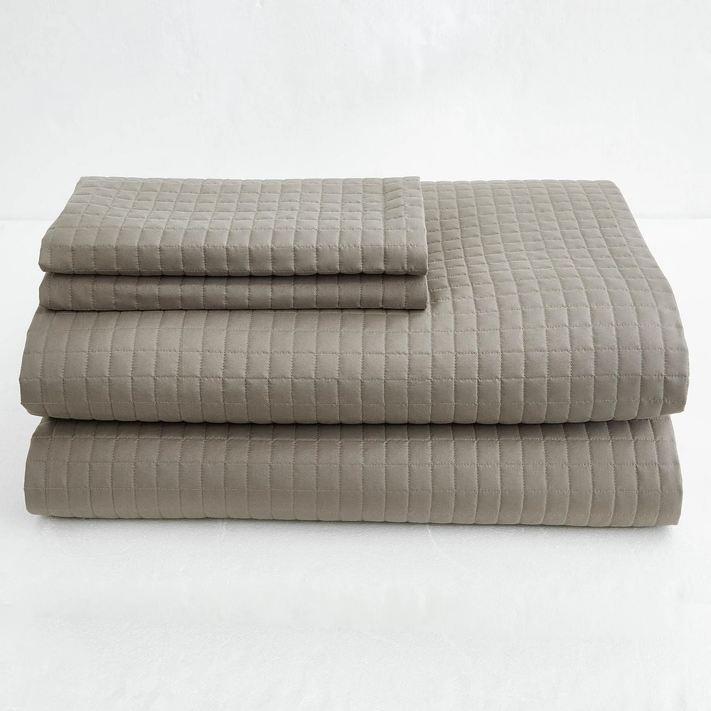 Millano Classic Quilt Set