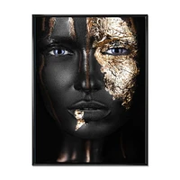 Designart Portrait d'une fille afro-américaine avec du maquillage doré ART MURAL À CADRE FLOTT