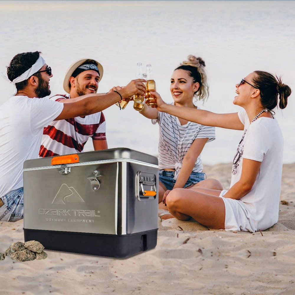 Glacière Ozark Trail 54 pintes Glacière en acier inoxydable avec décapsuleur 85 canettes, 51 L