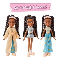 Poupée-mannequin Bratz Slumber PartyMC SashaMC