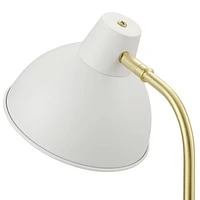 Lampe de bureau de 15 po Willow, blanc mat, bras or mat, abat-jour pivotant, interrupteur à bascule sur le cordon