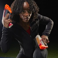 Nerf Pro Gelfire Dual Wield Pack, 2 blasters, 5 000 billes Gelfire, 2 chargeurs-trémie 100 billes intégrés, 2 lunettes À partir de 14 ans