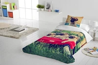 Ensemble housse de couette Pugs in Wagon de Gouchee Design pour lit simple