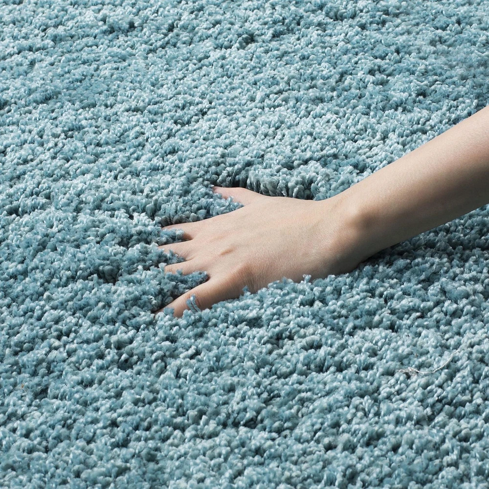 Safavieh Milan Harlow Solid Shag Area Rug