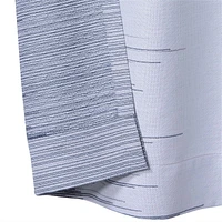 Mode Caricia une (1) Esse rideau à œillets géométrique jacquard à rayures, 54 x 84 po, gris argent / bleu