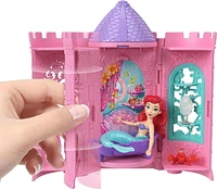 Princesses Disney Tourelle Surprise Petite poupée, 5 surprises