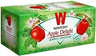 APPLE DELIGHT TEA, The infusion has a delicate aroma and a wonderful taste. It contains dried apples, hibiscus flowers, toasted chicory root, lemon and orange peels.
Medical knowledge attributes to the apple infusion the qualities of countering poisons. The apples help to disinfect the mouth and contain diuretic subst