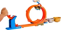 Hot Wheels  Monster Trucks  Défi du Trophée Tournez-et-Renversez Âges 4+