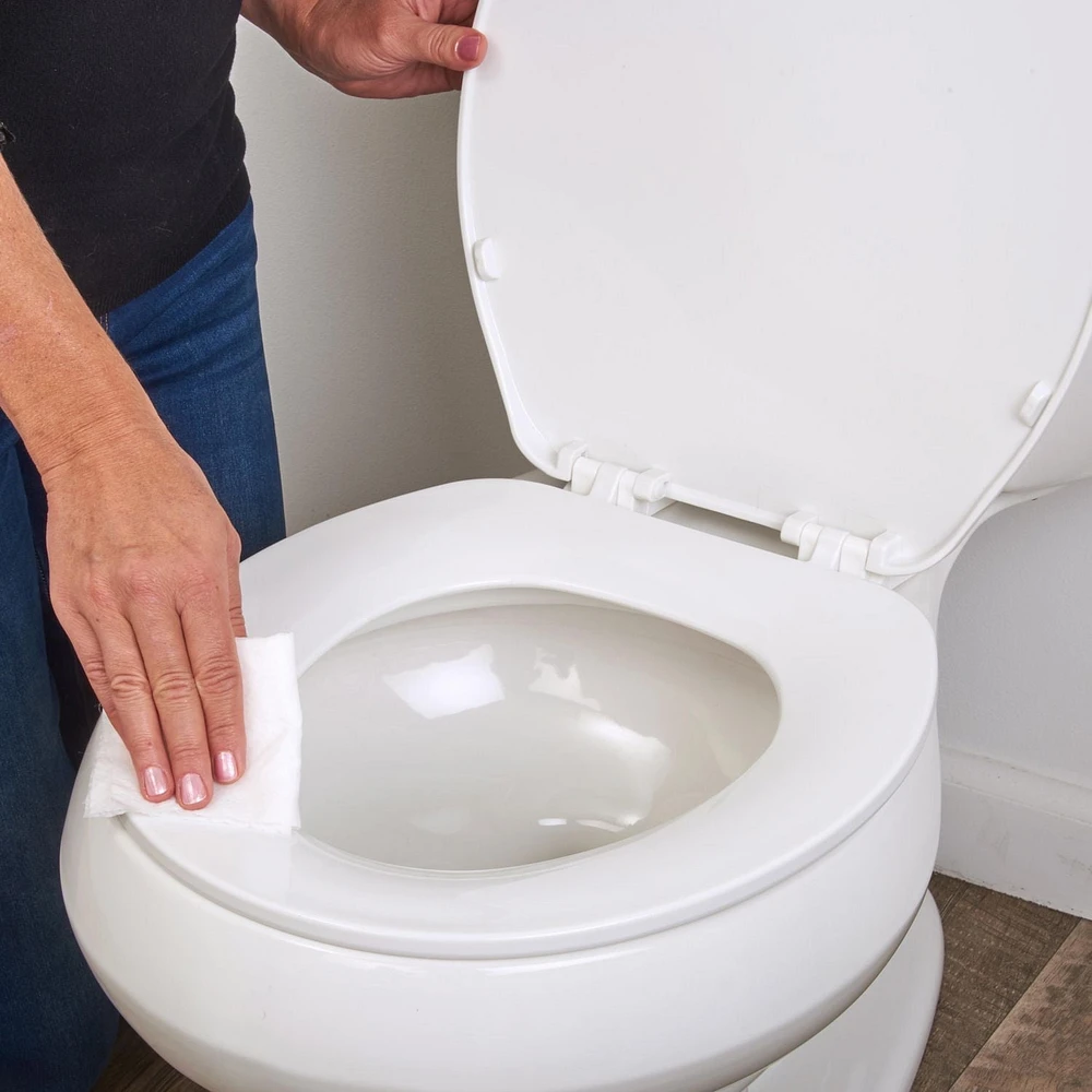 Clorox Siège de toilette rond biseauté en plastique antimicrobien Protection antimicrobienne