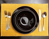 Set de 4 sets de table en coton classiques décontractés Fabstyles, lavables en machine, parfaits pour la cuisine et la table à manger ou les tables d'extérieur