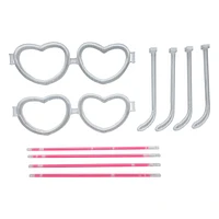 Façons de célébrer Glow Glasses ensemble de 2 Glow Heart Glasses