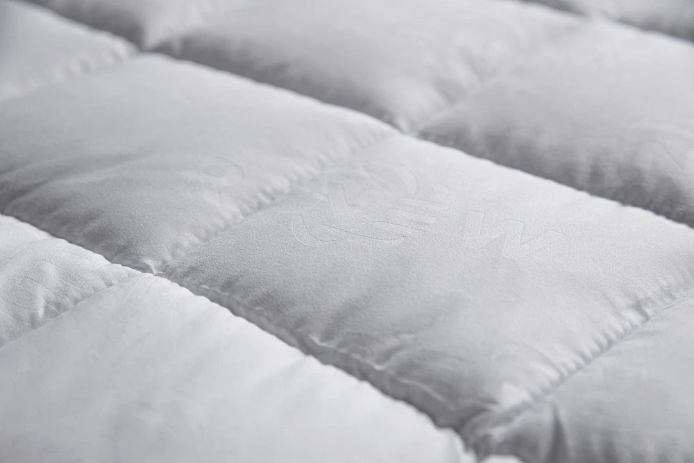 Chateau Collection Polyester Mattress Pad King