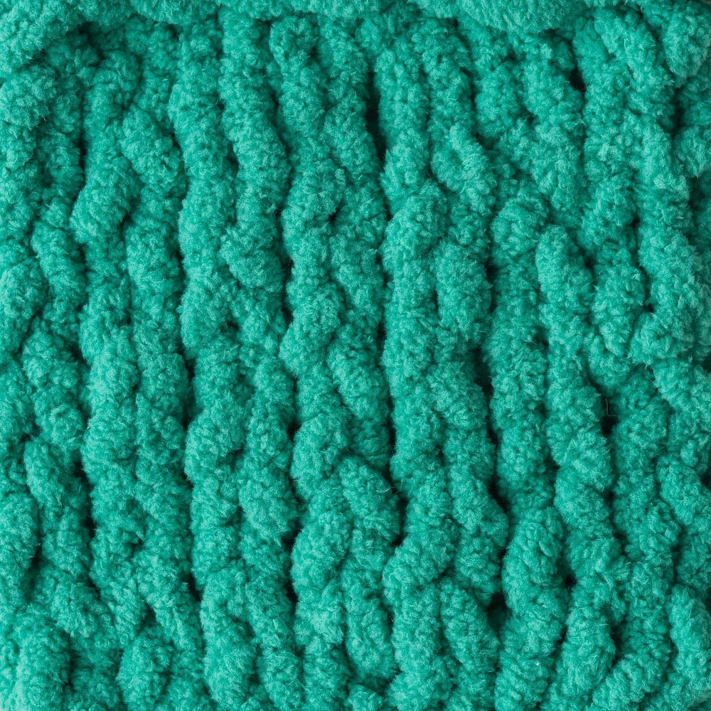 Fil Blanket Brights™ de Bernat®, Polyester #6 Super Bulky, 10.5oz/300g, 220 Yards Fil super extensible en polyester #6