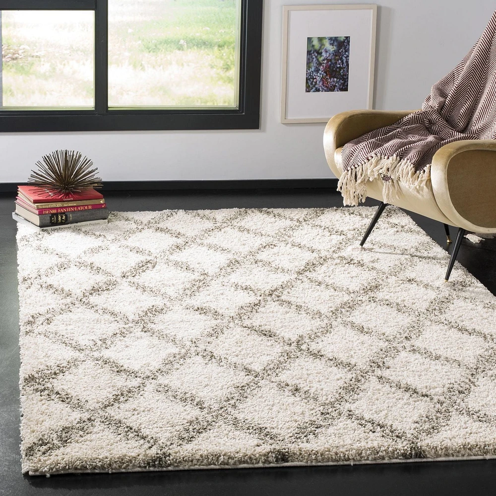Safavieh Hudson Franklin Geometric Diamonds Shag Area Rug