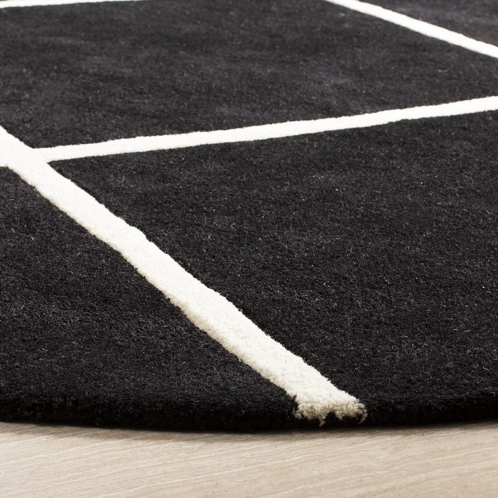 Safavieh Chatham Isaac Geometric Diamonds Area Rug