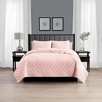 Swift Home Diamond Quilt Set