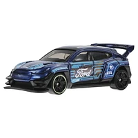 Hot Wheels Basic Car, 1:64 Scale Toy Vehicle for Collectors & Kids (1 Car; Styles May Vary)