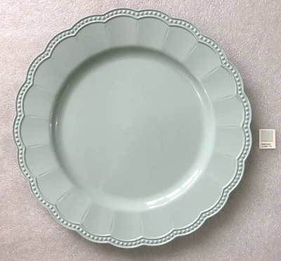 Holiday Time, Assiette de présentation en plastique blanc, 13x13x0,71 inch, 1 pièce