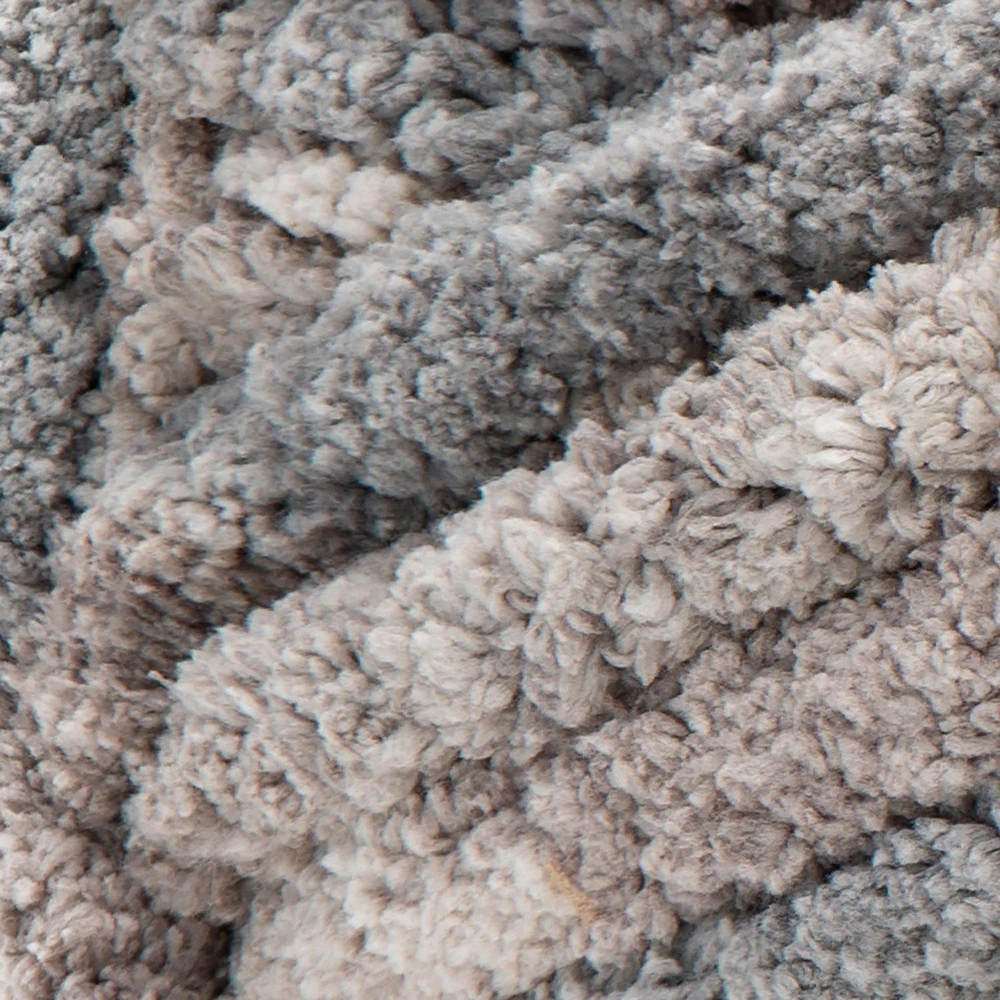 Bernat® Blanket Extra Thick™ Yarn, Polyester #7 Jumbo, 21.2oz/600g