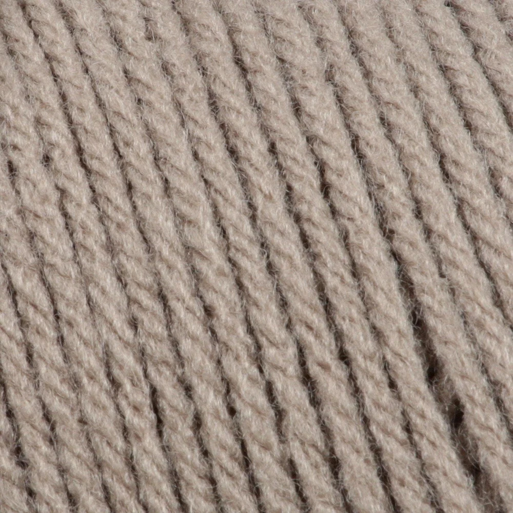 Bernat® Super Value™ Yarn, Acrylic #4 Medium, 7oz/197g
