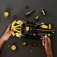 LEGO Technic Bolide Bugatti; kit de construction 9+ de voiture sport et de mini moteur 42151 Comprend 905 pièces, 9+ ans