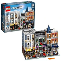 LEGO Creator Expert La place de l'assemblée (10255)