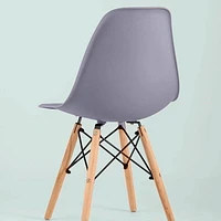 Chaise en bois gris de la collection Heavenly