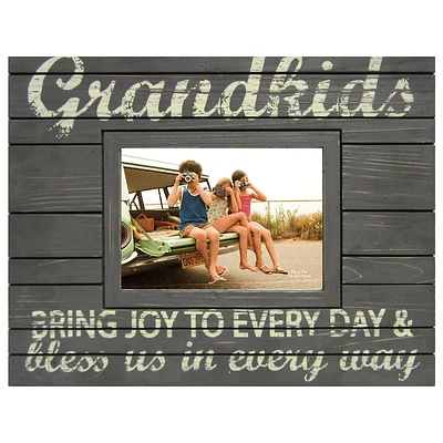 Cadre photo Grandkids de hometrends en madrier 5 x 7 po