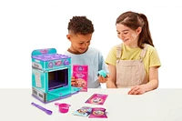 Cookeez Makery Four Playset avec pain en peluche Peluche parfumée incluse