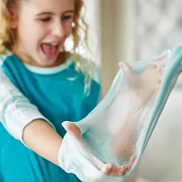 Elmer's Liquid School Glue, Clear, Washable, Great for Making Slime