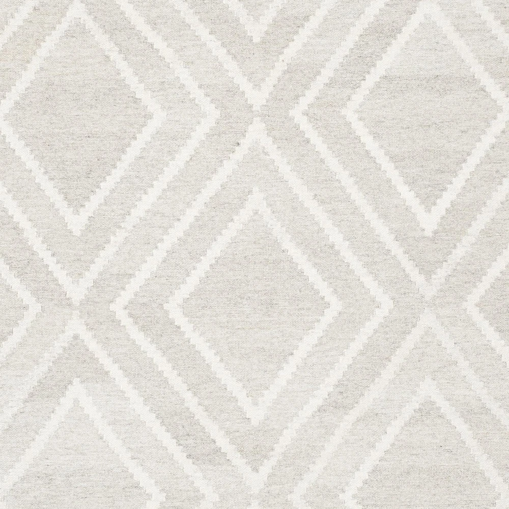 Safavieh Kilim Lorcan Geometric Diamonds Area Rug