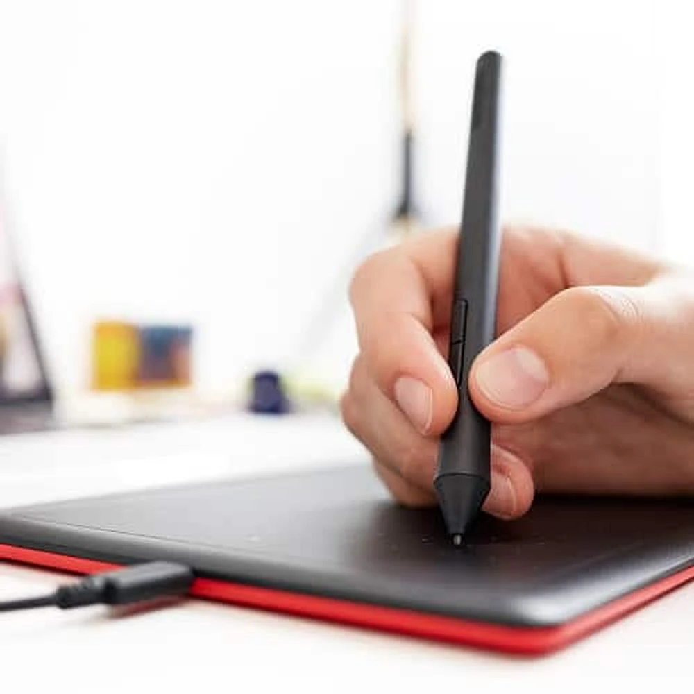 ONE BY WACOM SMALL - FRENCH