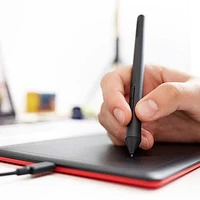 ONE BY WACOM SMALL - FRENCH