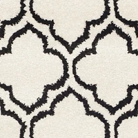 Safavieh Amherst Wilson Geometric Area Rug
