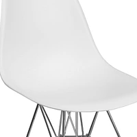Chaise en plastique noir de la série Elon avec base chromée