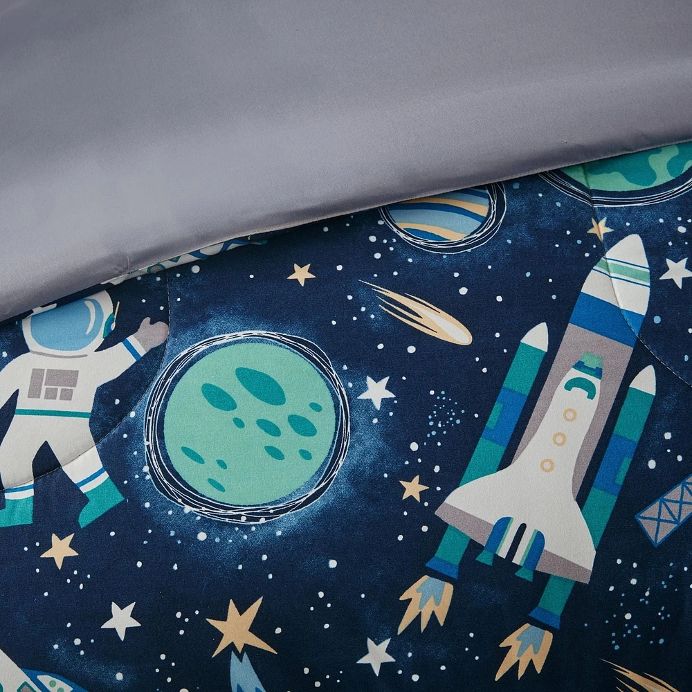 Mainstays Kids Rocket Bed-in-a-Bag, Twin, Double