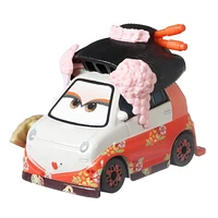 Pack de 2 véhicules Cars Okuni & Shigeko du film Cars 3 de  Disney•Pixar