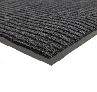 Tapis Platinum de Mainstays en charbon et en caoutchouc à l'extérieur